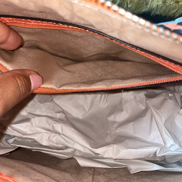 Dana Buchman handbag with detachable shoulder strap - Picture 8 of 13